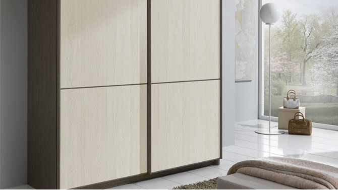 松博宇跟您說(shuō)說(shuō)指接板與實(shí)木板的差別